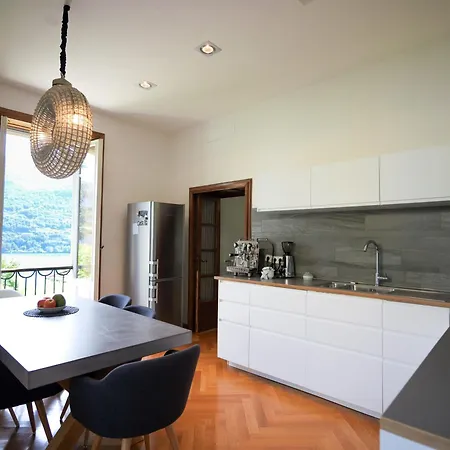 Appartement Pottery - By Myhomeincomo Carate Urio